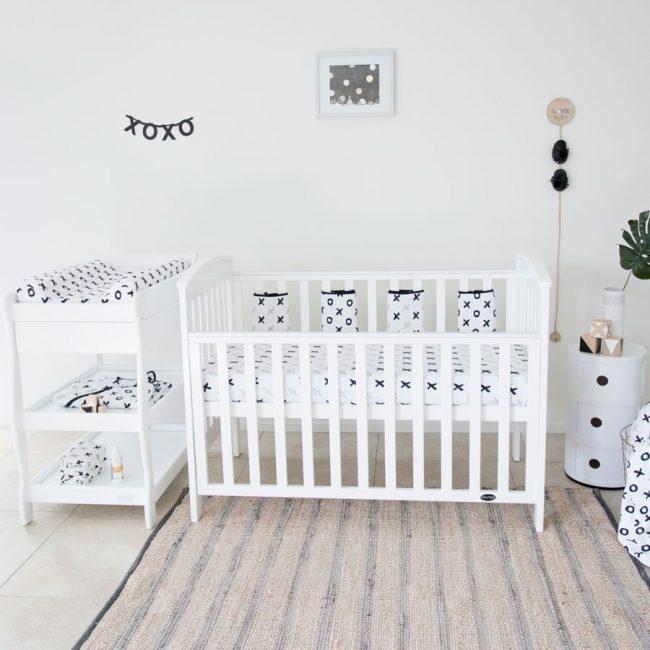 Babyhood Classic Curve Cot 4 in 1 White Mothercare